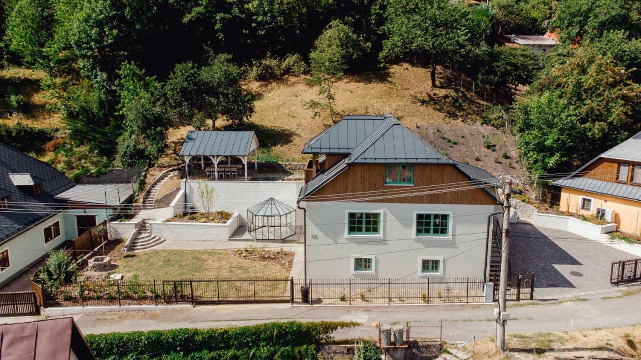 Vila Cornelia Banska Stiavnica Luaran gambar